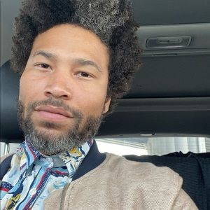 Meet your Posher, Corey